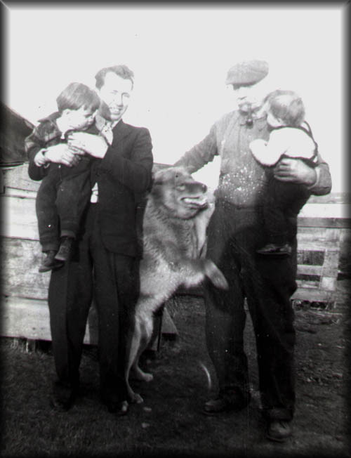 frankphillipdellphillip copy.JPG (43225 bytes)